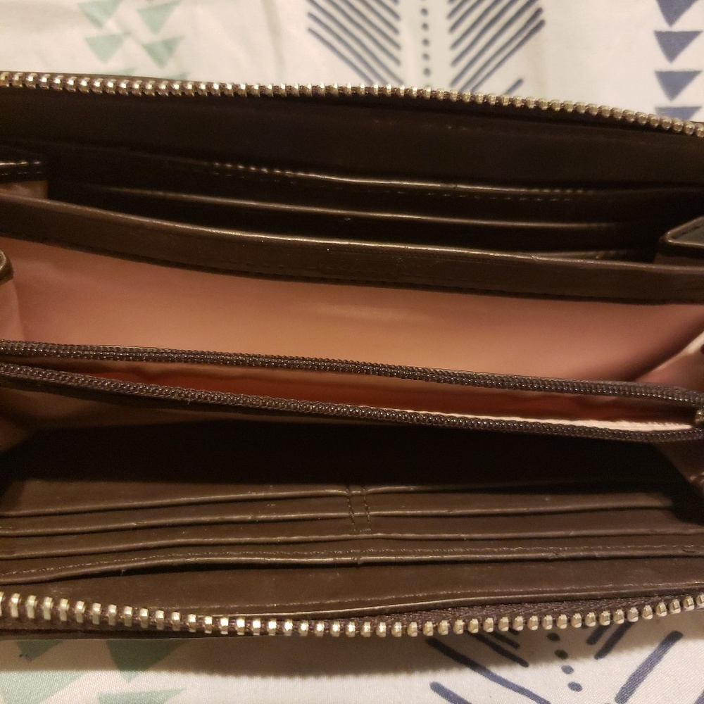 Wallet - Picture 2 of 3